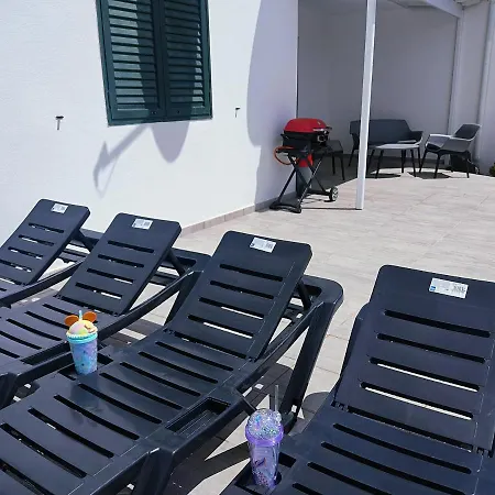 Ferienhaus Gara, Duplex Pareado Piscina Privada By Flamingo House