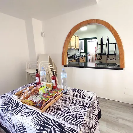 בית נופש Gara, Duplex Pareado Piscina Privada By Flamingo House *