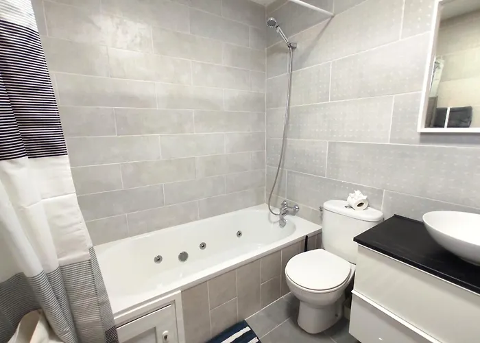 بيت للعطل Gara, Duplex Pareado Piscina Privada By Flamingo House *